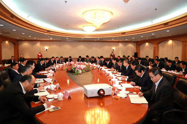 海螺集团公司召开庆祝集团成立20周年座谈...