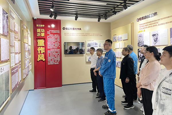 图片4-600400.jpg