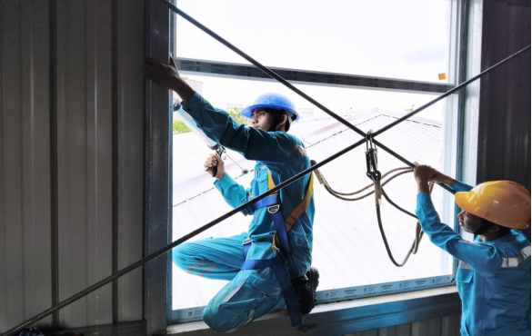 20260224 海螺新材:开年即冲刺 实干正当时320.png